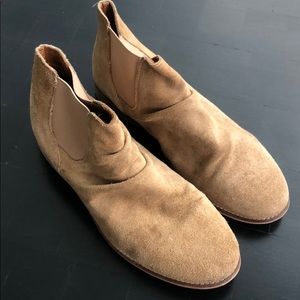 Topman Creased Suede Chelsea boot